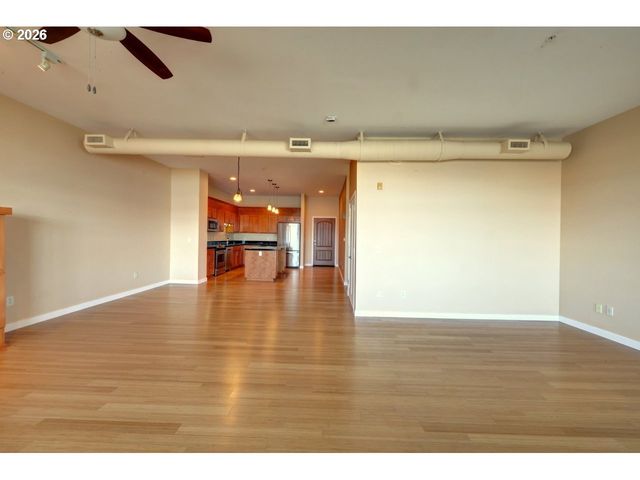 3930 ABBEY Ln 304A, Astoria, OR 97103