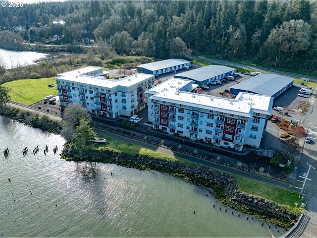 3930 ABBEY Ln 304A, Astoria, OR 97103