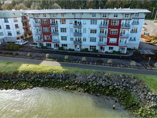 3930 ABBEY Ln 304A, Astoria, OR 97103