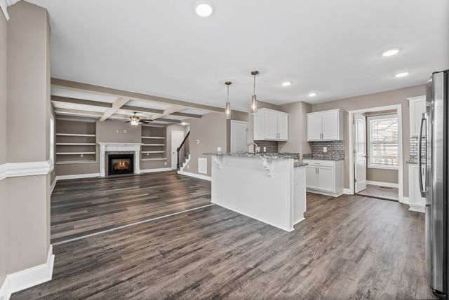 1345 Sussex Drive, Clarksville, TN 37042