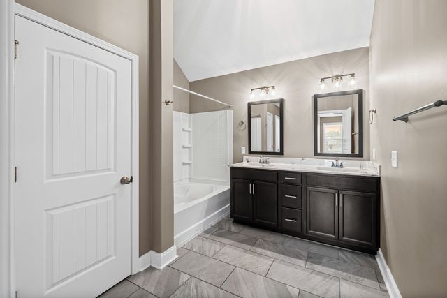 1345 Sussex Drive, Clarksville, TN 37042