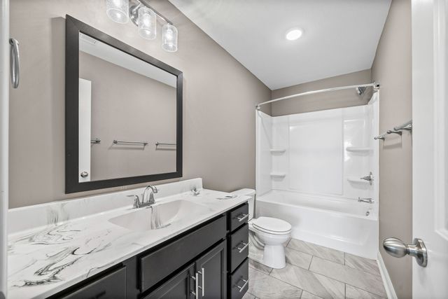 1345 Sussex Drive, Clarksville, TN 37042