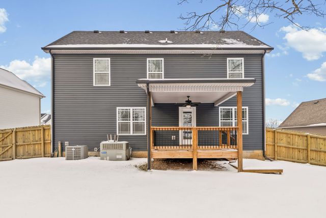 1345 Sussex Drive, Clarksville, TN 37042