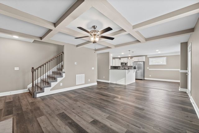 1345 Sussex Drive, Clarksville, TN 37042