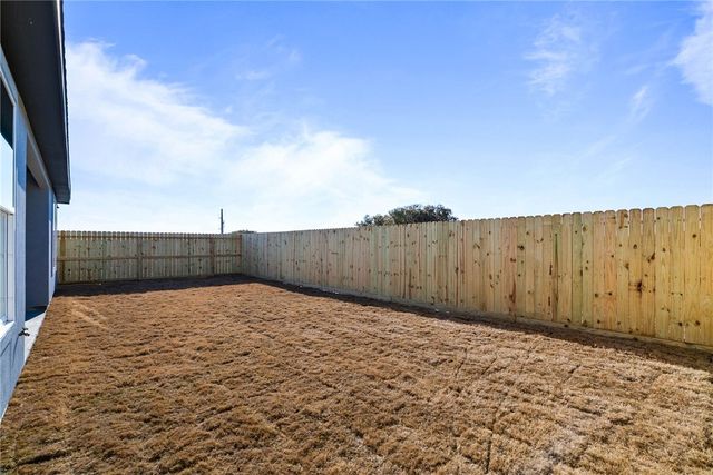 1505 John Oliver Dr, Corpus Christi, TX 78418