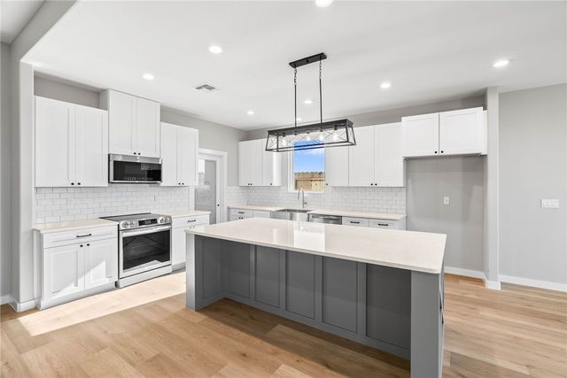 1505 John Oliver Dr, Corpus Christi, TX 78418