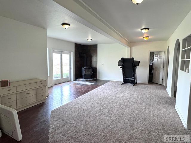 634 N 3200 E, Menan, ID 83434