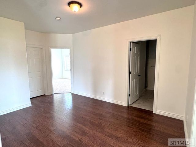 634 N 3200 E, Menan, ID 83434