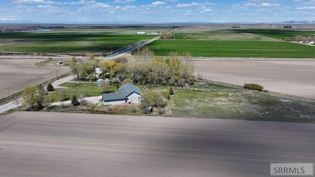634 N 3200 E, Menan, ID 83434