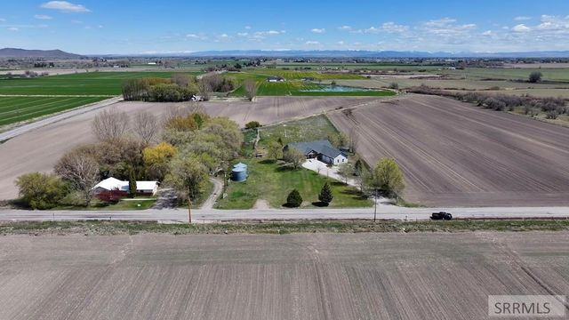 634 N 3200 E, Menan, ID 83434