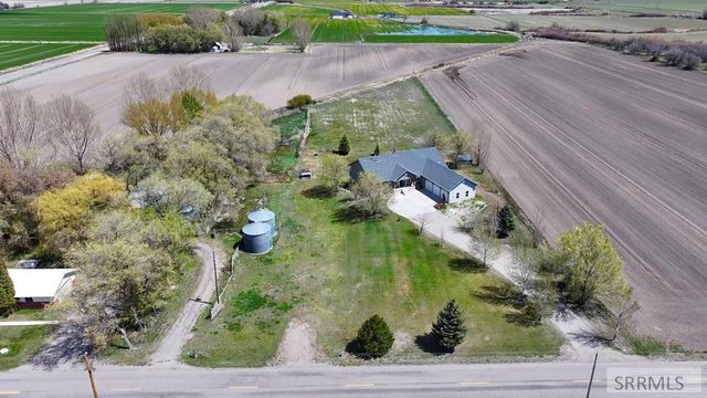634 N 3200 E, Menan, ID 83434