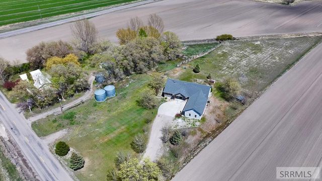 634 N 3200 E, Menan, ID 83434