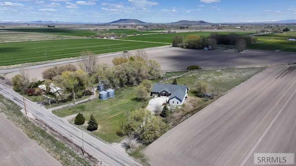 634 N 3200 E, Menan, ID 83434