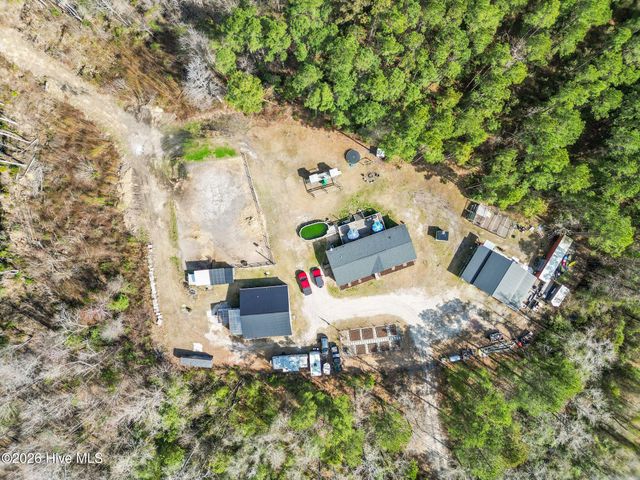 460 Oakey Point Road, Hampstead, NC 28443