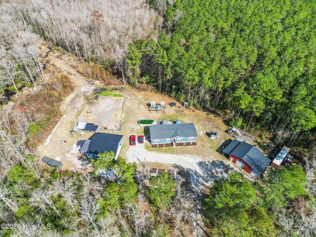 460 Oakey Point Road, Hampstead, NC 28443
