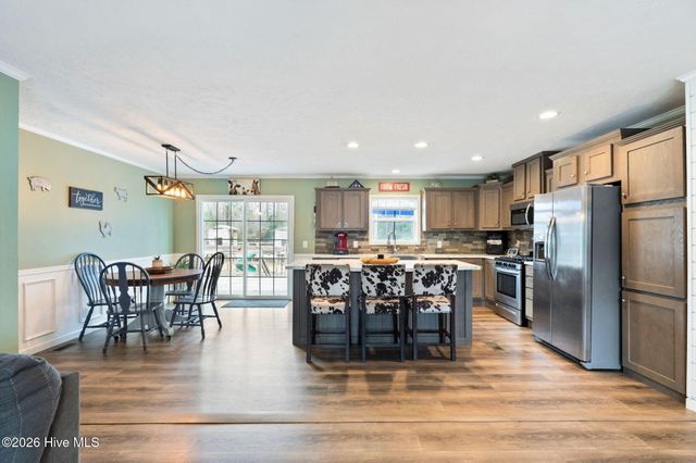 460 Oakey Point Road, Hampstead, NC 28443