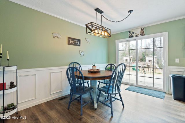 460 Oakey Point Road, Hampstead, NC 28443