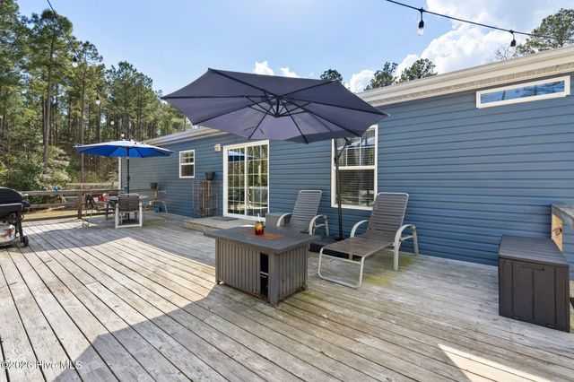460 Oakey Point Road, Hampstead, NC 28443