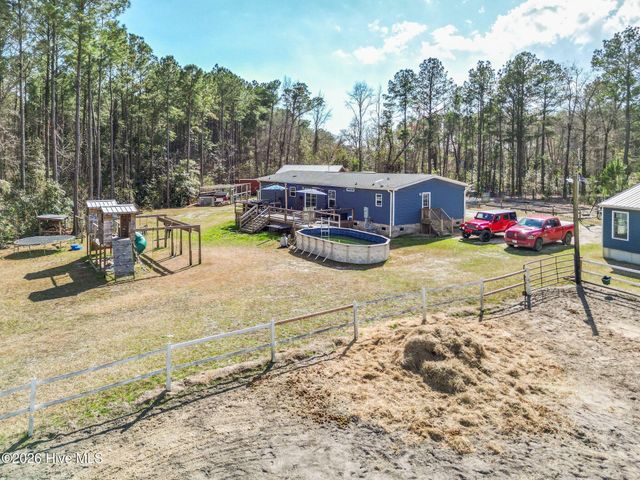 460 Oakey Point Road, Hampstead, NC 28443