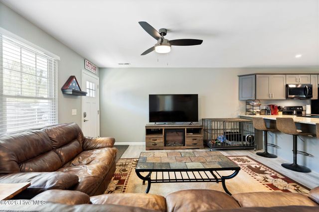 460 Oakey Point Road, Hampstead, NC 28443