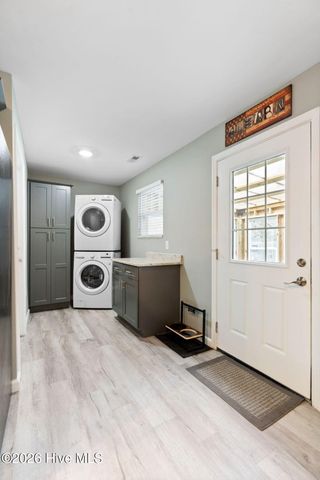 460 Oakey Point Road, Hampstead, NC 28443