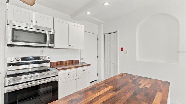777 JOHN RINGLING BOULEVARD 2, Sarasota, FL 34236