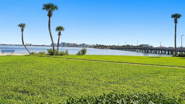 777 JOHN RINGLING BOULEVARD 2, Sarasota, FL 34236