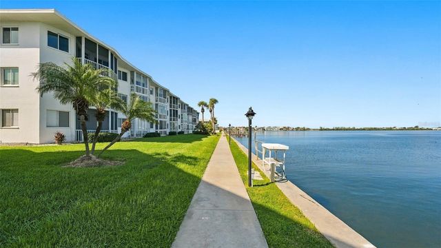777 JOHN RINGLING BOULEVARD 2, Sarasota, FL 34236
