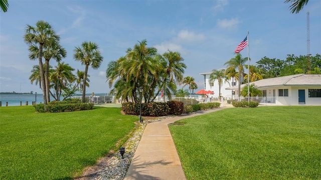 777 JOHN RINGLING BOULEVARD 2, Sarasota, FL 34236