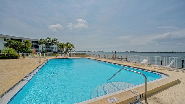777 JOHN RINGLING BOULEVARD 2, Sarasota, FL 34236