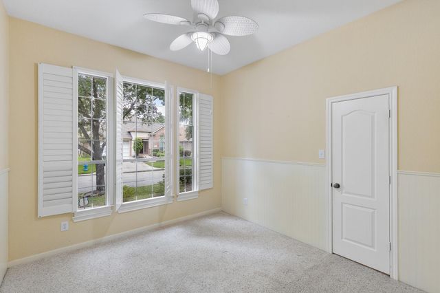 26928 Merlot River Drive, Kingwood, TX 77339