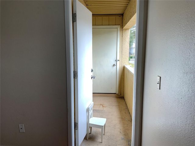 233 RED MAPLE PLACE 233, Brandon, FL 33510