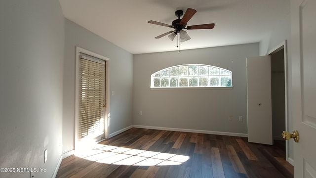 1655 THE GREENS Way 2211, Jacksonville Beach, FL 32250