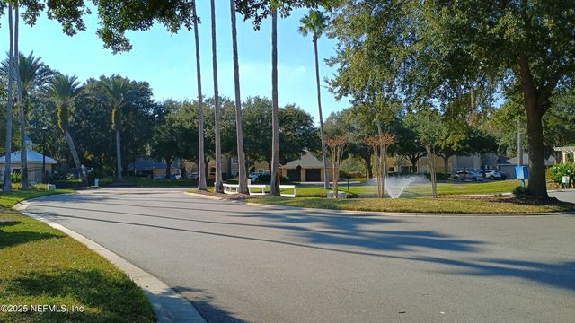 1655 THE GREENS Way 2211, Jacksonville Beach, FL 32250
