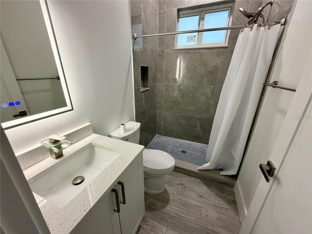571 MIMOSA AVENUE NW, Port Charlotte, FL 33952