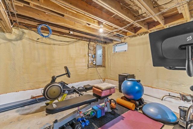 21 Bruce Street, Winooski, VT 05404