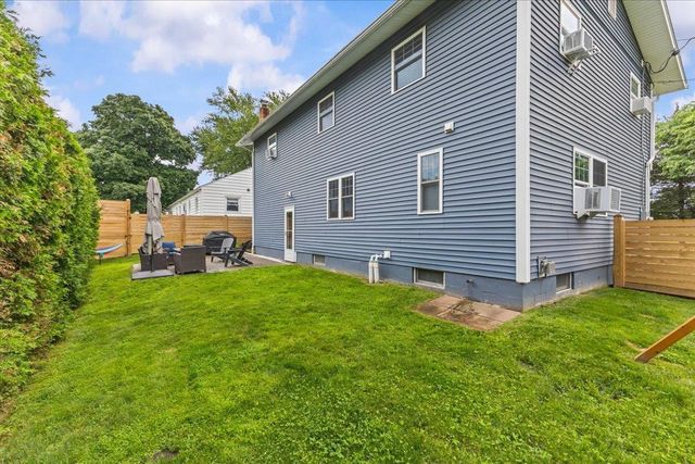 21 Bruce Street, Winooski, VT 05404
