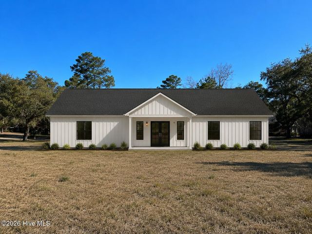 1844 Oak Harbor Drive SW, Ocean Isle Beach, NC 28469