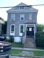 1819 6th Avenue, Watervliet, NY 12189