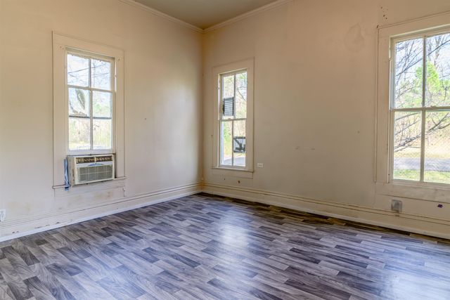 2701 University Ave, Marshall, TX 75670