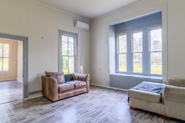 2701 University Ave, Marshall, TX 75670