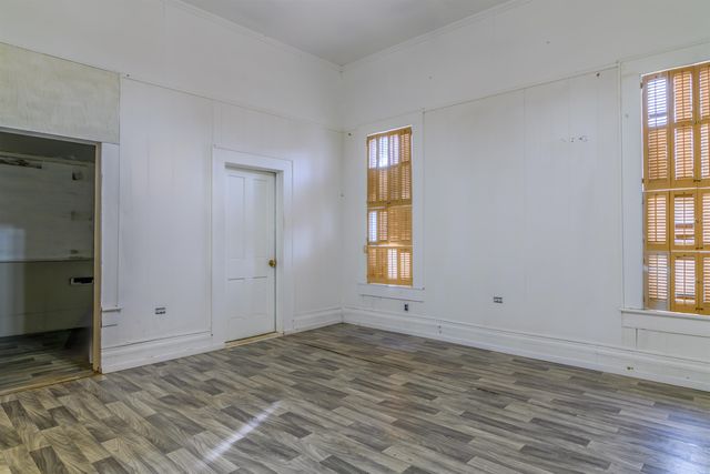 2701 University Ave, Marshall, TX 75670