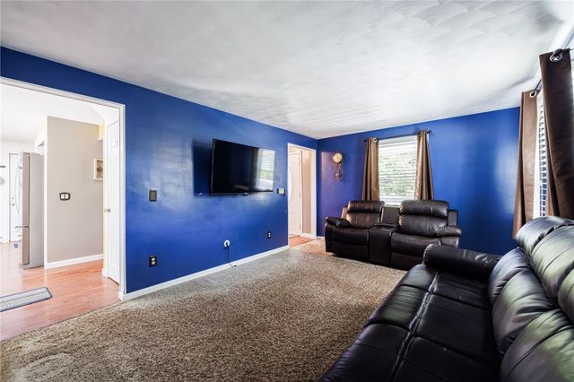 1555 Trefoil Court, Walworth, NY 14568