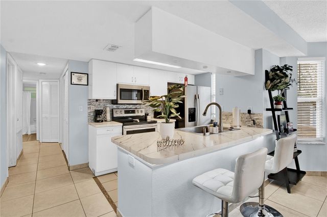 2739 N POINCIANA BOULEVARD 83, Kissimmee, FL 34746