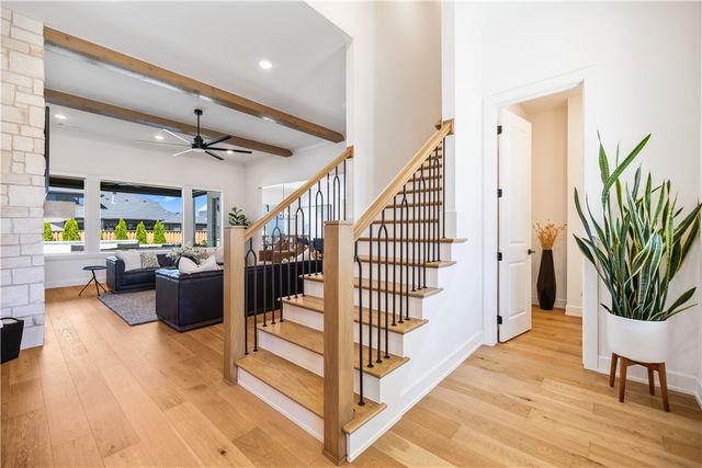 4304 S 87th Street, Bentonville, AR 72713
