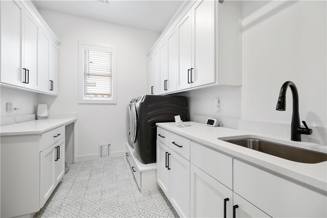 4304 S 87th Street, Bentonville, AR 72713