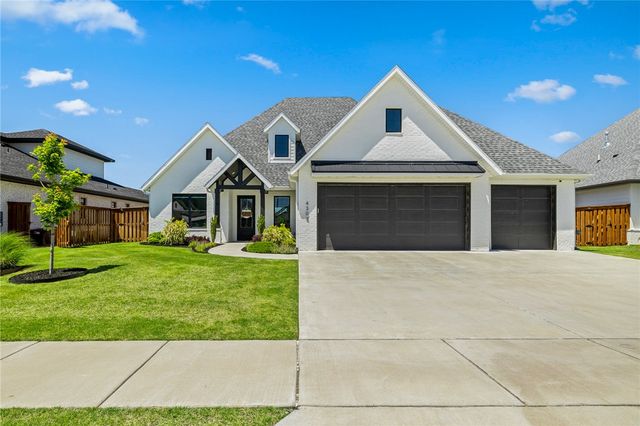 4304 S 87th Street, Bentonville, AR 72713