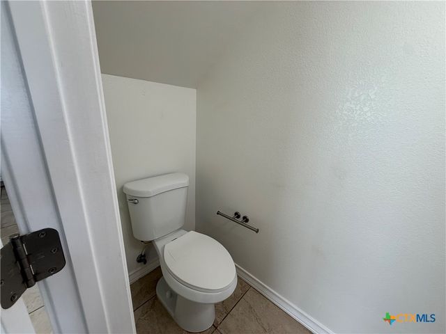 417 & 419 S Commerce Street, Port Lavaca, TX 77979