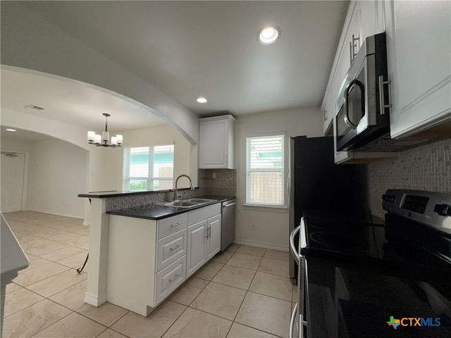 417 & 419 S Commerce Street, Port Lavaca, TX 77979