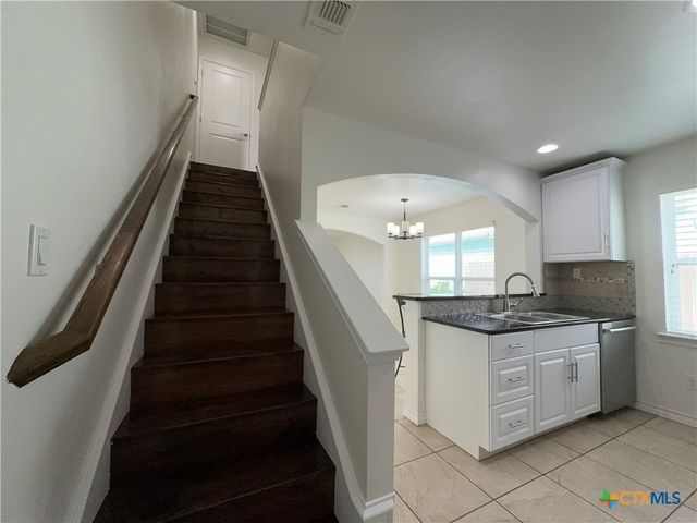 417 & 419 S Commerce Street, Port Lavaca, TX 77979